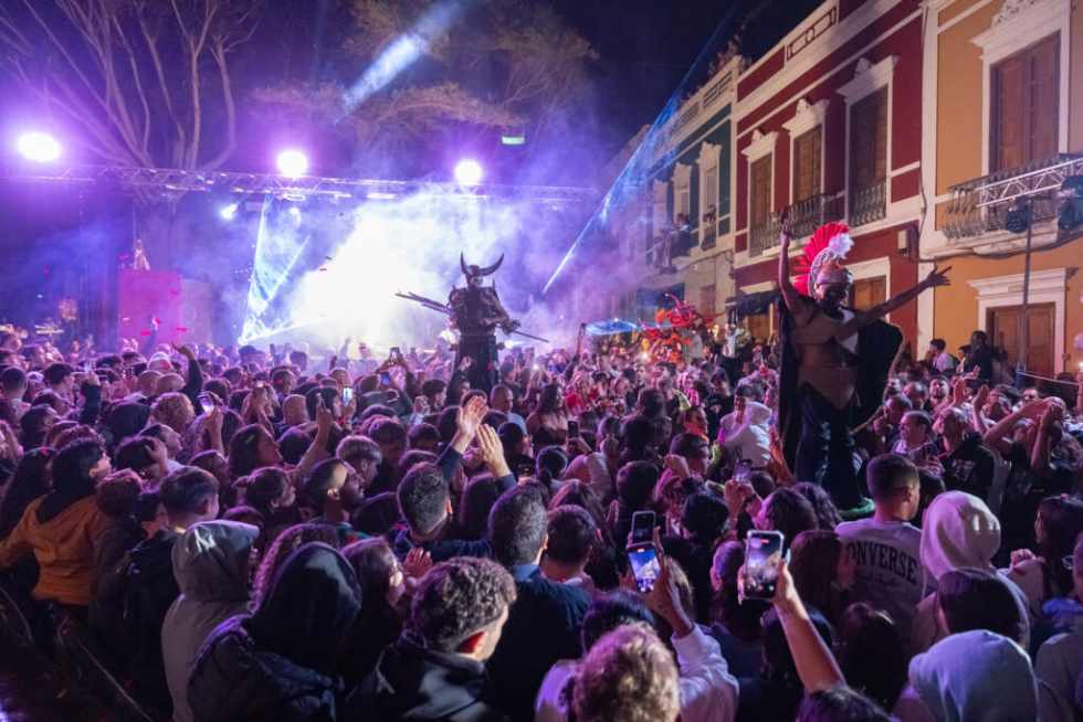 Asamblea abierta para empezar a diseñar el Perro Maldito