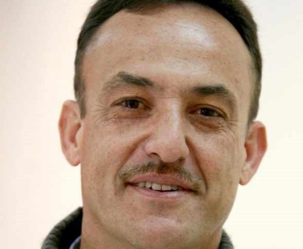 Un alcalde en caída con tremendo shock mental