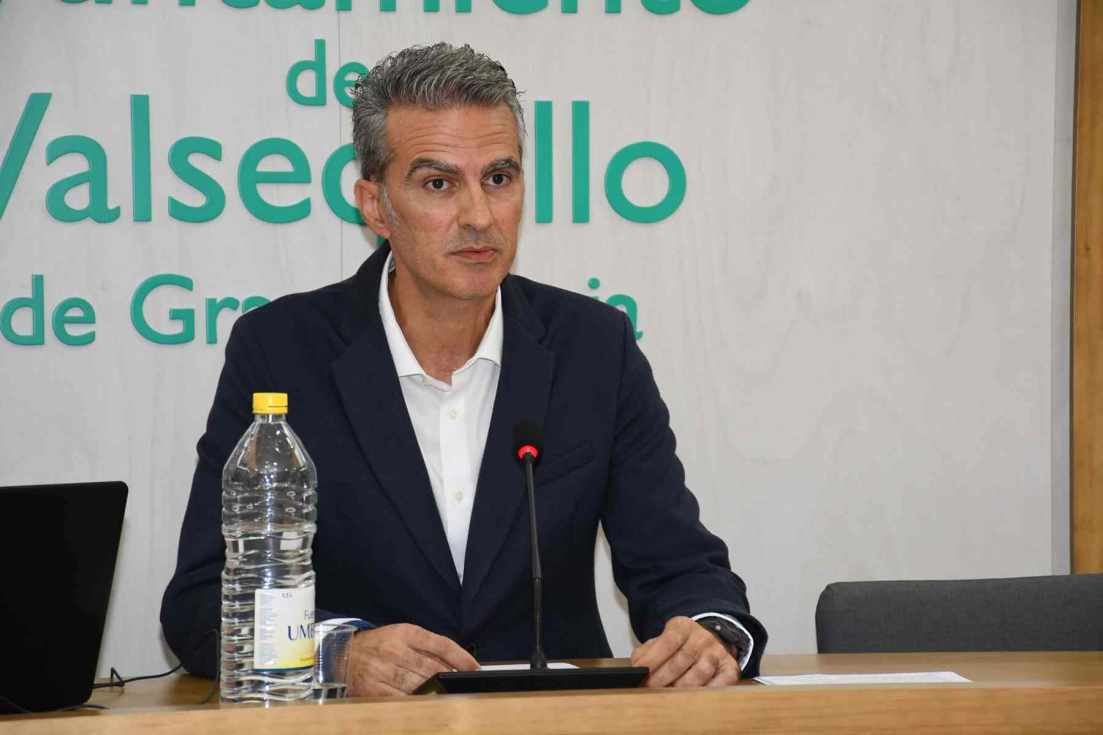 Choque en Valsequillo por competencias, sueldos y transfuguismo en el primer pleno